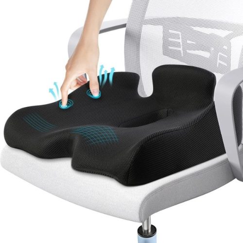 Ergonomický sedací vankúš s pamäťovou penou Benazcap, čierno-sivý