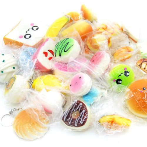 Sada 30 plyšových figúrok Squishy na odbúravanie stresu – dá sa pripevniť na kľúčenku alebo tašku