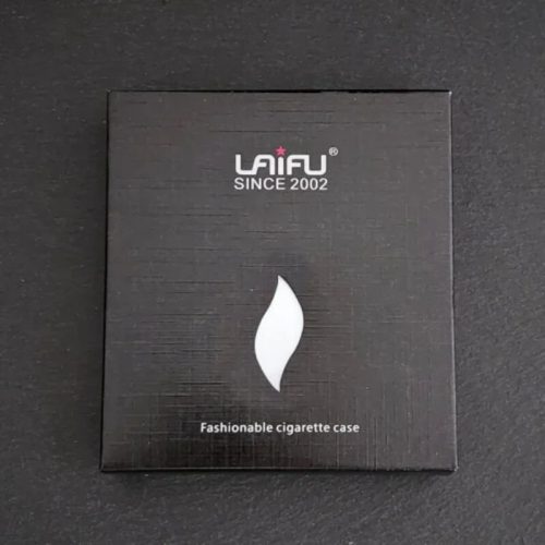 Puzdro na cigarety Laifu (strieborná farba)