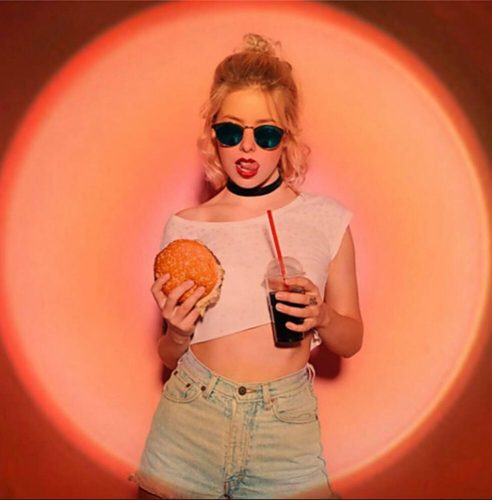 LED projektor s projekciou západu slnka (červená)